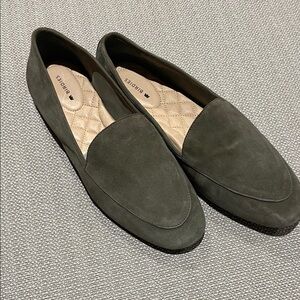 Birdies Women's Sage Suede Flats, 9M